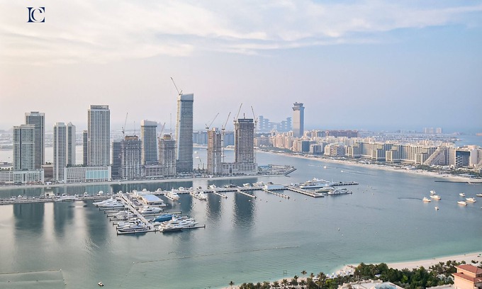 Dubai Apartment | Stunning Sea View 2BR with Sofabed | Nr JBR Beach and Tram - HEI