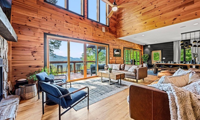 Maggie Valley House | Stunning Views Hot Tub Sauna Theater Game Rooms Sleep/Dine 23 Firepit