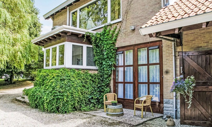 Wissenkerke Villa | Stunning villa for 4 people with WIFI, TV, terrace and pets allowed