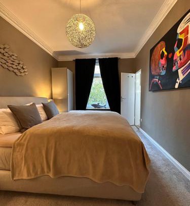 Mitte Apartment | Stylischer Altbau im Zentrum
