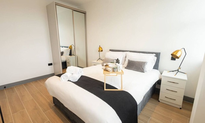 West Finchley Apartment | Stylish 1 bedroom Flat in London