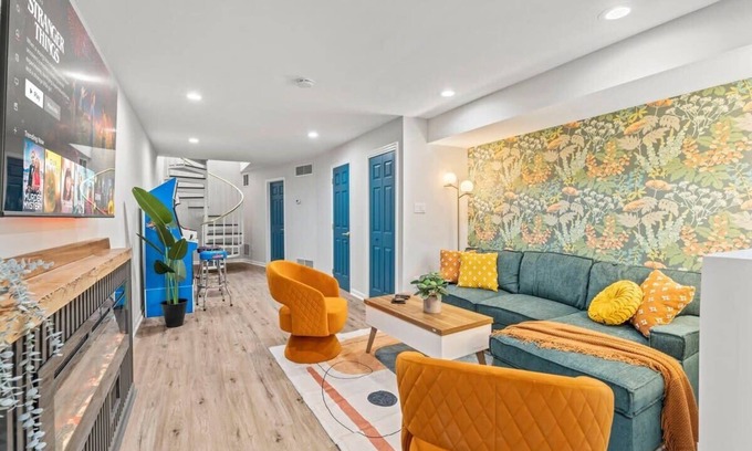 Old City Condo | Stylish 1BR/2BA Old City Condo Near Liberty Bell