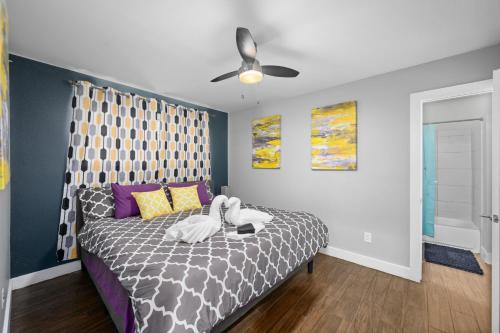 Braeswood Place Apartment | Stylish 1BR Apt - Steps from NRG and Texas Med Center