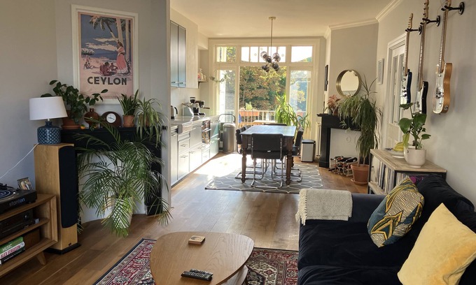 Amsterdam West Apartment | Stylish 2 bed near Amsterdam city centre