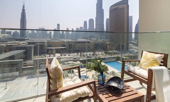 Bur Dubai Apartment | Stylish 2BR Apt with Iconic Burj Khalifa Views!
