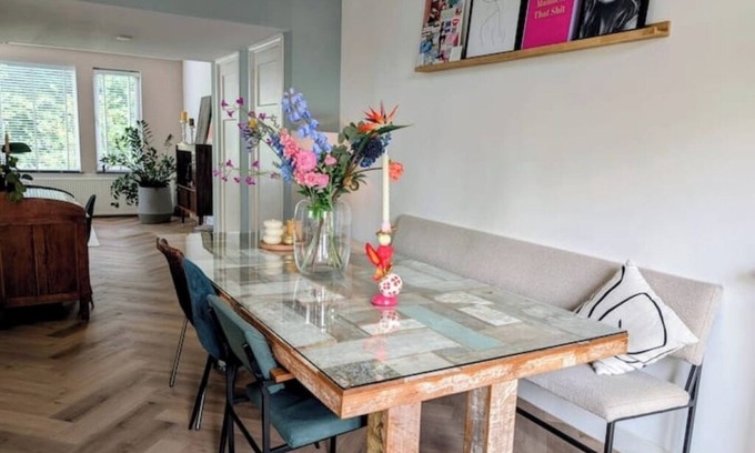 Voorburg House | Stylish and cozy full house