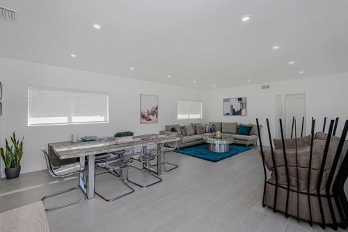 Brickell Apartment | Stylish Apartment at Brickell ,Free Parking