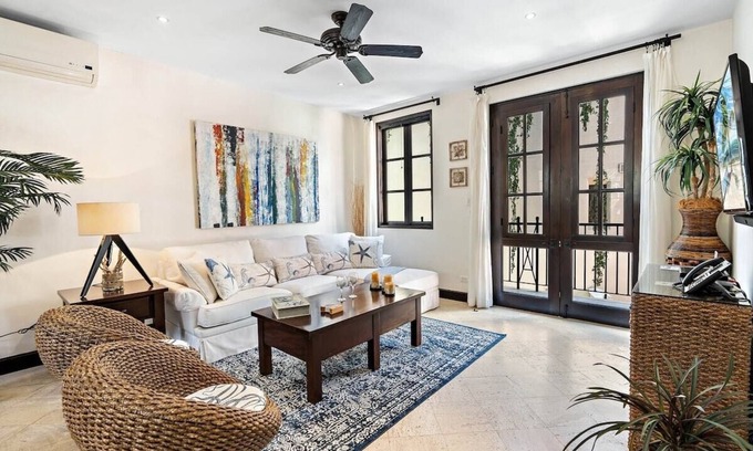 Las Catalinas House | Stylish Beach-Themed Condo with Two Bedrooms and Lovely Ocean Views