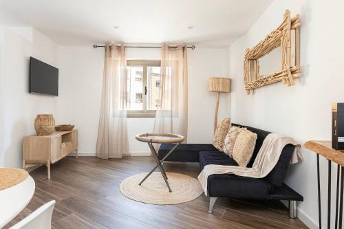 Esplugues de Llobregat Apartment | Stylish&bright Close To Subway