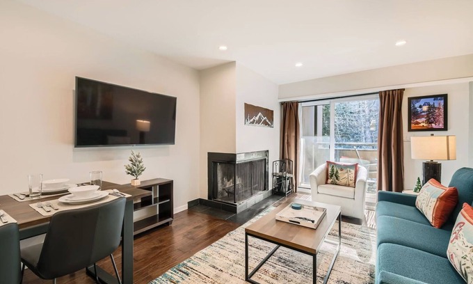 Vail Condo | Stylish Condo, Pool, Hot tub, BBQ, On shuttle route
