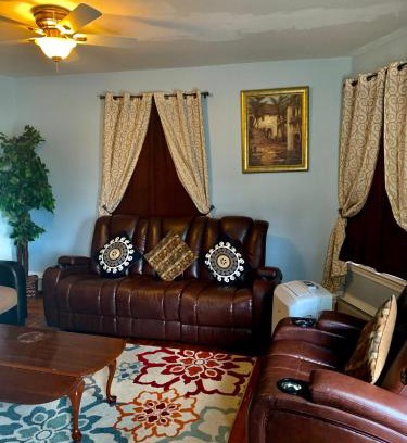 Pawtucket Apartment | Stylish, Cozy 2BR Private Apt, 2nd Floor, Scenic View, Well-Appointed, Near Providence, MA, RI Line, I-95 Access