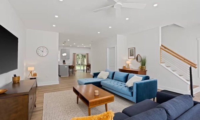 City View House | Stylish Greenville Stay 8 Mins to Downtown Pet Friendly