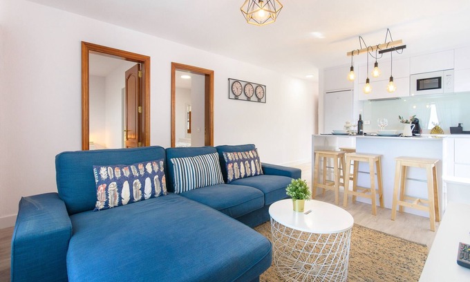 Playa Honda Apartment | Stylish Holiday Apartment "Vela" Close to the Beach with Wi-Fi & Terrace