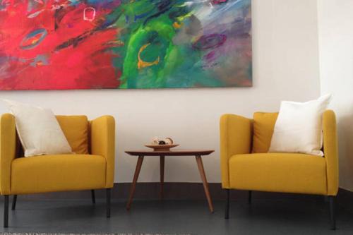 Palace District Apartment | Stylish holiday Art apartment - wifi & great location