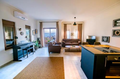 Kas Apartment | Stylish Modern Hideout Apart in Kaş