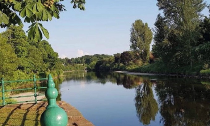 Dumfries Apartment | Stylish Riverside Apartment set in a beautiful popular park.