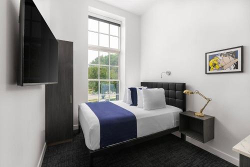 Fenway–Kenmore Apartment | Stylish Studio in Historic Boston #207