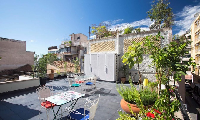 Psirri House | Stylish Townhouse: 3 Apts with Rooftop. EP7 bldg
