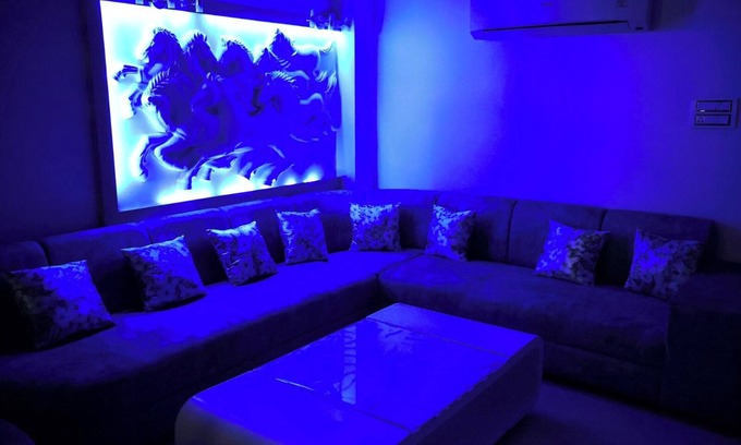 Jaipur Apartment | stylish vacation home with home theater, games zone and open terrace