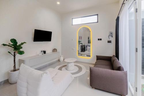 Berawa Villa | Stylish Villa 5 mins to Finns beach club