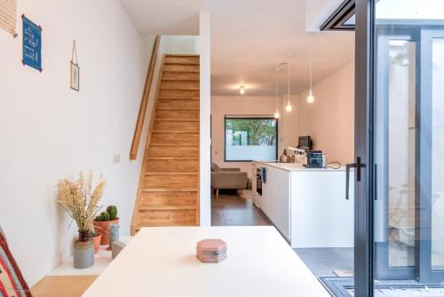 Haringrode Apartment | Stylishly furnished private home in a vibrant area