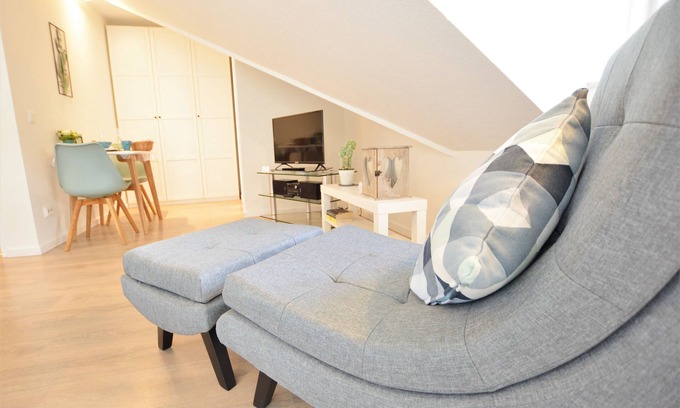 Bad Kreuznach Apartment | Stylishly renovated 1-room apartment - balcony, WLAN, TV, spa area