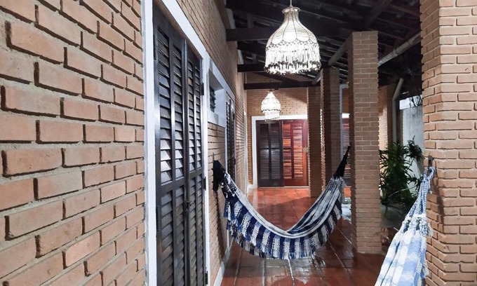 Barra da Lagoa House | SUÍTES NA PRAIA DO ITAGUÁ conchegouba