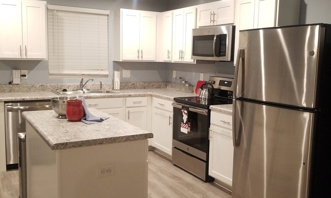 Nashville House | Suburban Chic- Close to the Music City Downtown Buzz