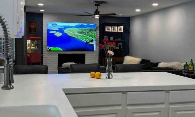 Paradise Crest House | Suburban Vegas Home w/Hot Tub, 3 Miles from Strip.