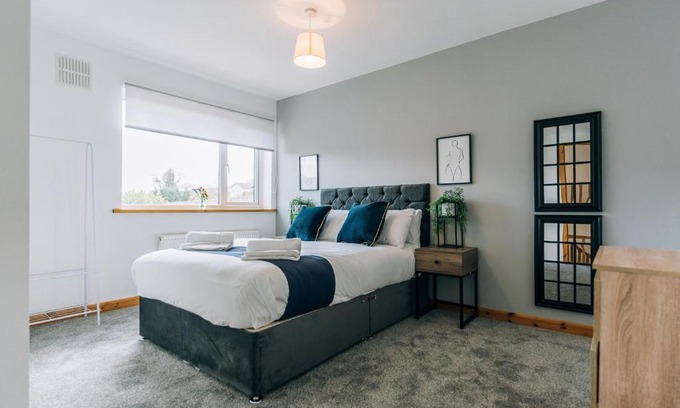 Stockton-on-Tees House | Sudbury House 3 Bedrooms Workstays UK Video Tour Available