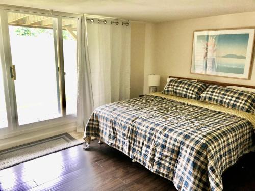 Cedar House | Sugar Baby (B6)