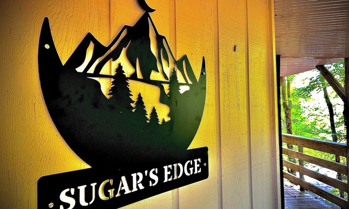 Sugar Mountain Condo | Sugar's Edge Luxury Mountain Treehouse