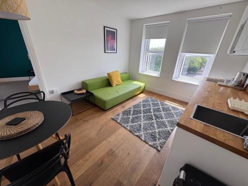Bournemouth City Centre Apartment | Suite 4 Green Park