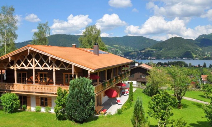 Abwinkl Ski Chalet | Suite Beech Modern retreat