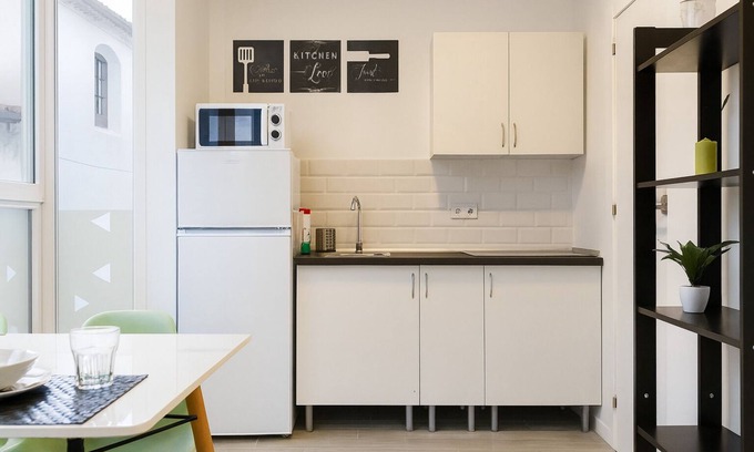 Algeciras Apartment | Suite by Hawkins exterior 1st B