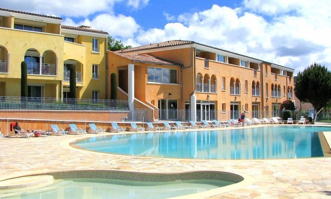 Greoux-les-Bains Condo | Suite Confortable | Accès 3 Piscines!