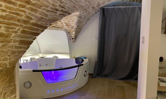 Bitonto Bed & Breakfast | Suite Spa of Dreams