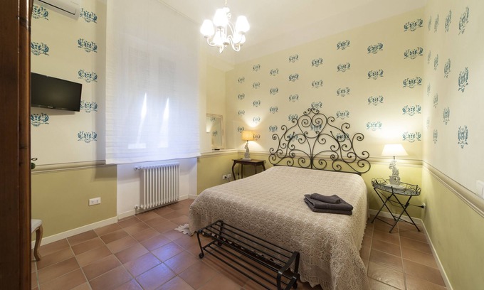 Venezia Nuova House | Suite with 2 double or twin rooms near the port and the Venice district.