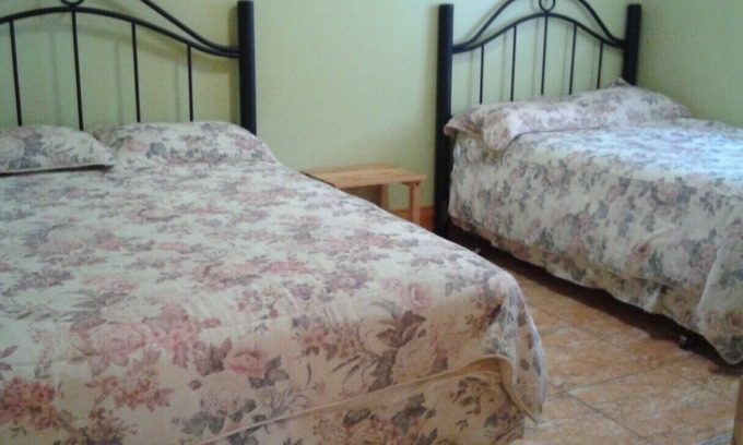 Wasaga Beach Cottage | Suites of Wasaga Beach Area 1