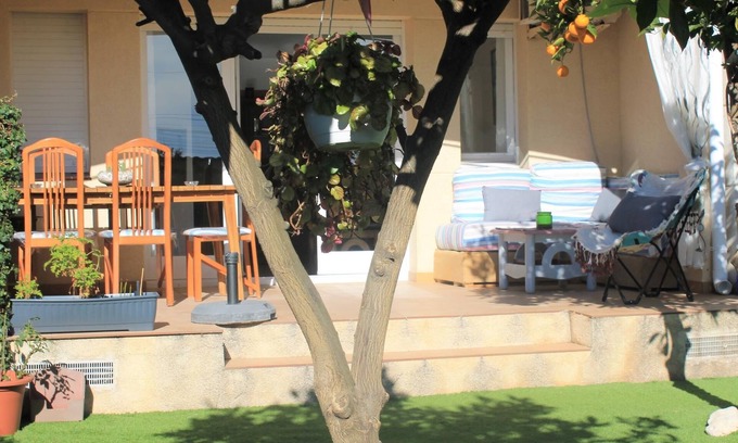 Roda de Bara Villa | SUITUR HOUSE BARQUERA WITH GARDEN - BEACH IN RODA DE BARÁ