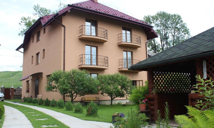 Yasinya Hotel | Sukhoviia