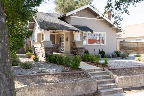 Paso Robles House | Summer Escape Firepit EV Charger Walkable