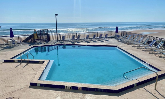 Daytona Beach Shores Condo | SUMMER FUN! Oceanfront 2BR 2BA Weekly stay discounts!