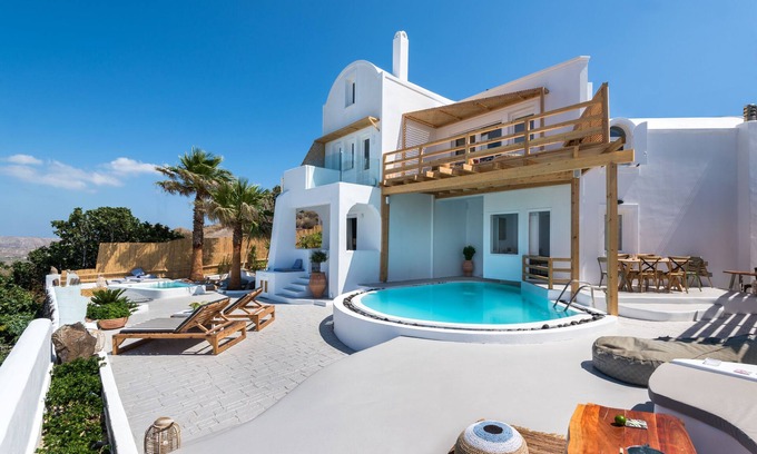 Akrotiri Villa | Summer Lovers Villa Private Outdoor Pool Hot Tub and Panoramic Caldera View