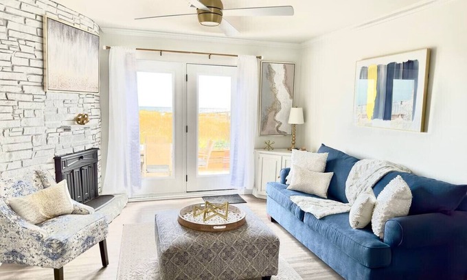 Kure Beach Cottage | Summer Lovin - Kure Beach oceanfront w/hot tub