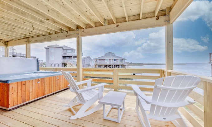 Avon House | SUMMER SAVINGS - Canalfront Dog Friendly Home w/Hot Tub, Boat Dock, and Kayaks