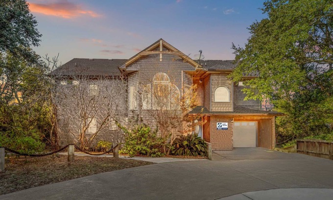 Buxton House | SUMMER SAVINGS-Soundfront Dog Friendly w Hot Tub, Elevator, Private Sound Access