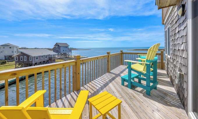 Avon House | SUMMER SAVINGS - Soundfront Home with Hot tub, Game Room, Boat Dock, and Kayaks