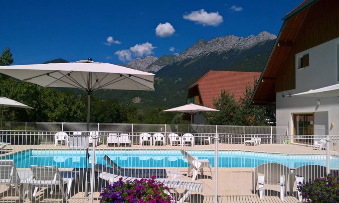 Giez Apartment | Summer/winter rental T2 apartment 2/4 people 35 m² €300 to €800