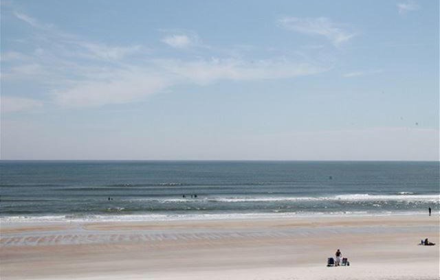Crescent Beach Apartment | Summerhouse 106 condo